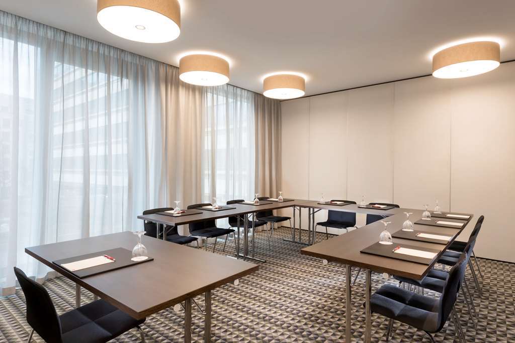 Adina Apartment Hotel Лейпциг Удобства фото
