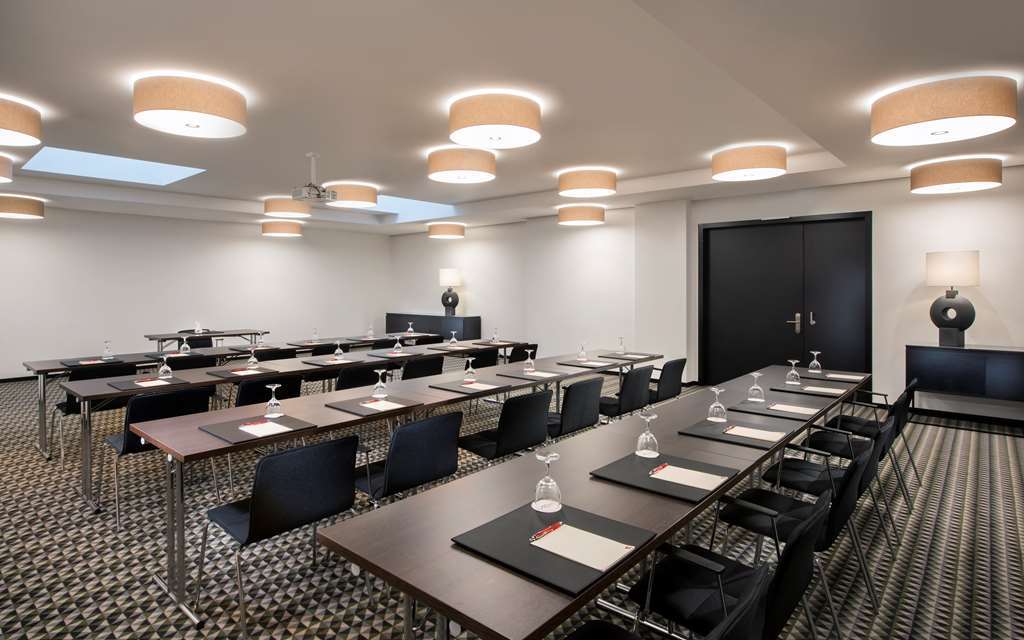 Adina Apartment Hotel Лейпциг Удобства фото